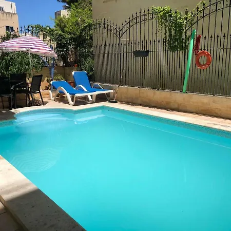 Sitakund Privata * Sliema